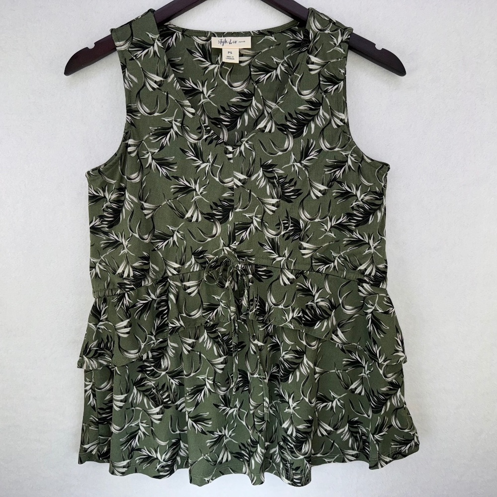 Style & Co Blouse Sz PS Green Tropical floral print Tie in front peplum